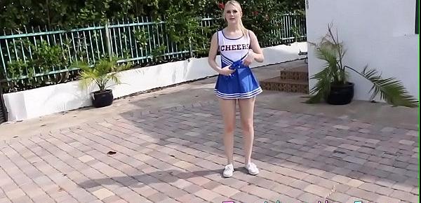  Real cheerleaders suck and share